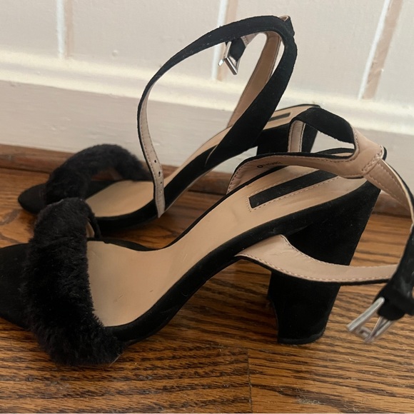 Forever 21 faux fur heels - Picture 2 of 5